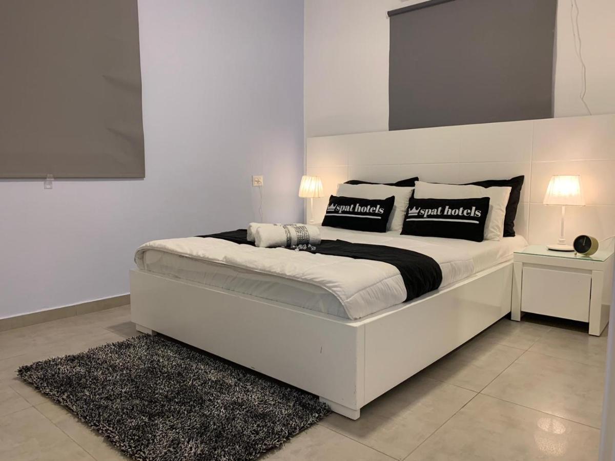 דירת 5 חדרים מול הים Apartment Bat Yam Ngoại thất bức ảnh