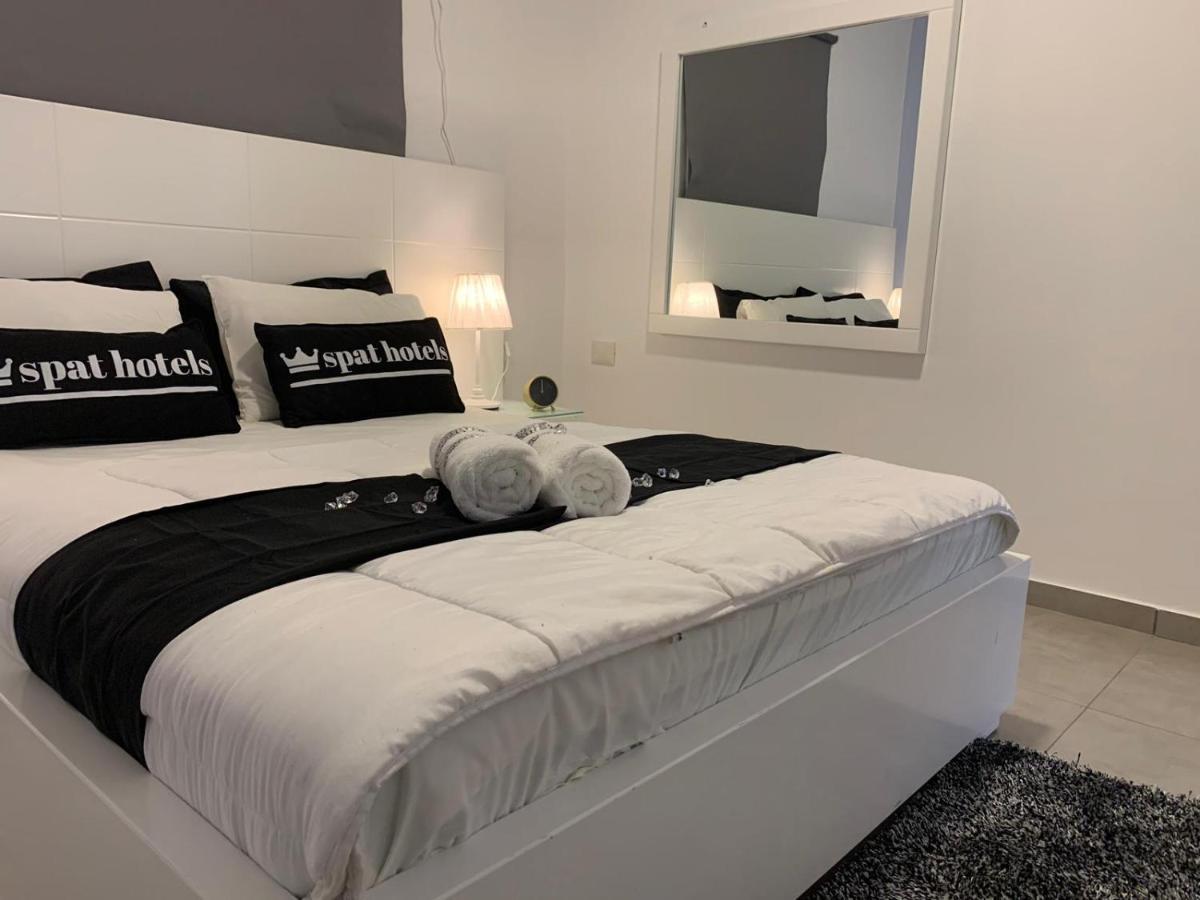 דירת 5 חדרים מול הים Apartment Bat Yam Ngoại thất bức ảnh